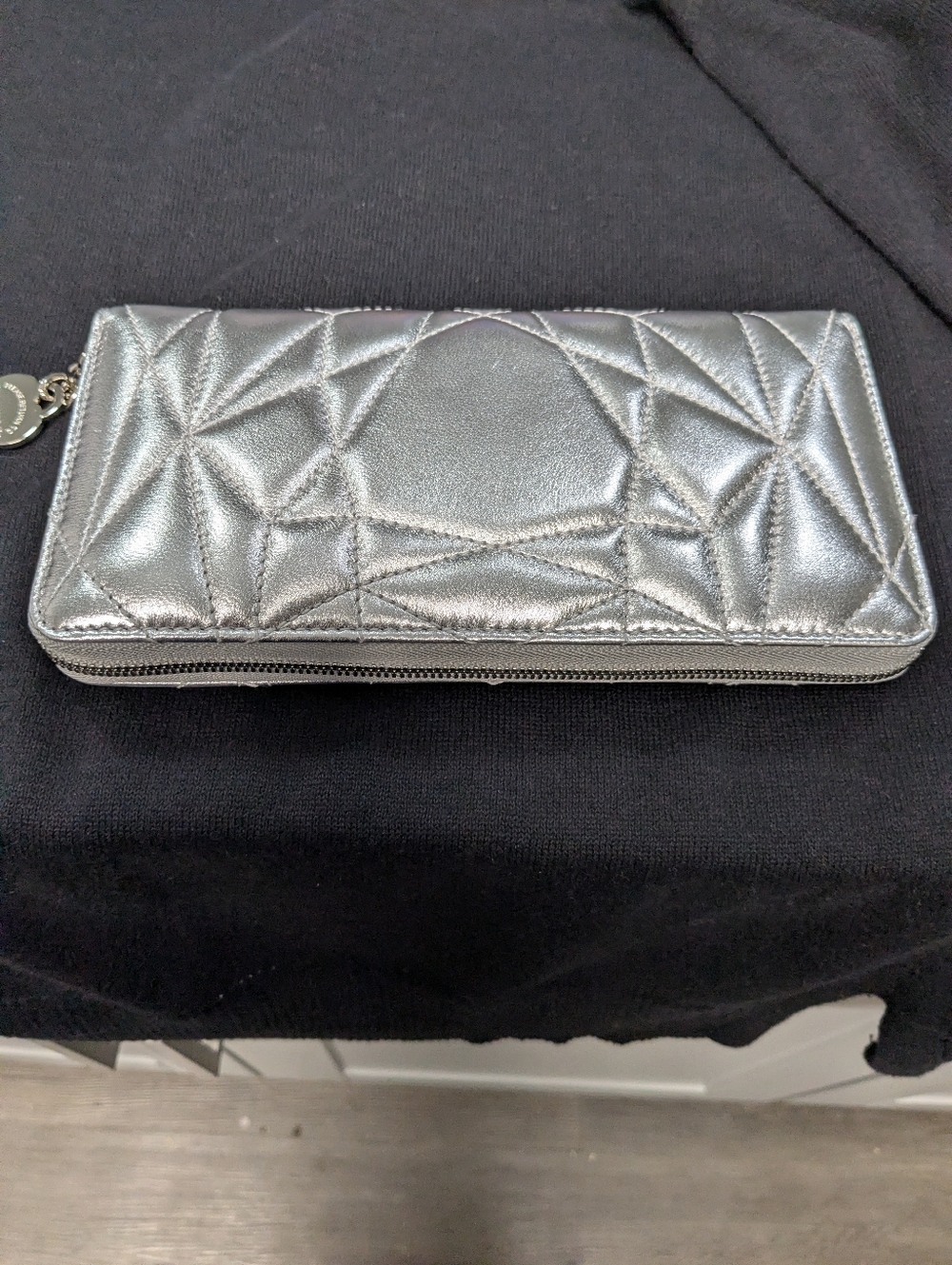 Tiffany & Co. Metallic Silver Quilted Zip-Around Wallet - Picture 11 of 14